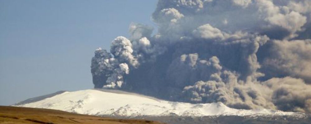 Video analysis of Iceland 2010 eruption could improve volcanic ash forecasts for aviation safety