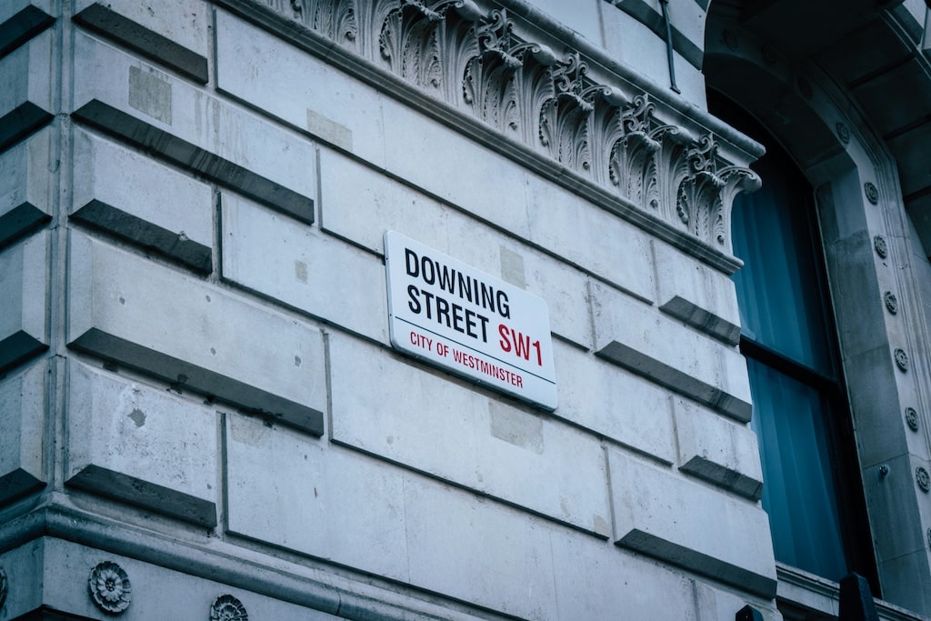 You are currently viewing Preparing for the 2024 UK General Election: How Civil Servants can pivot whilst maintaining momentum 