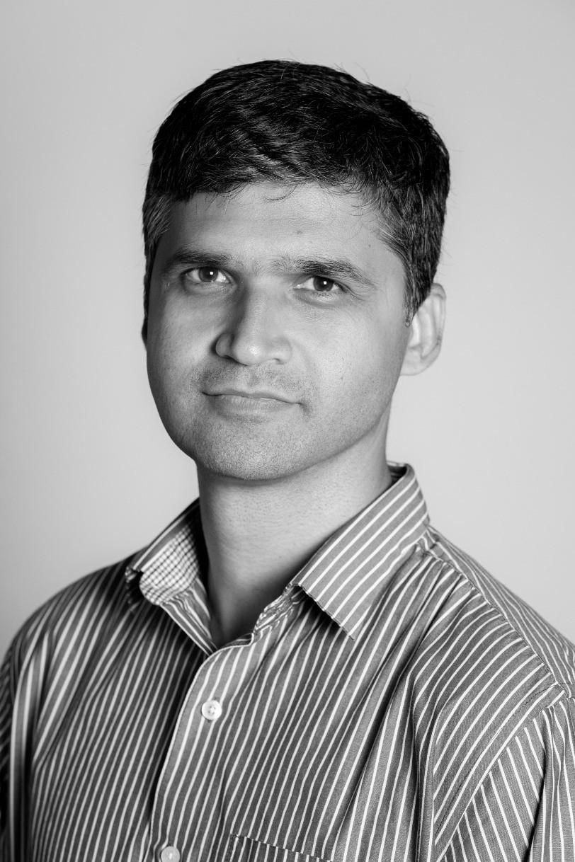 Neeraj's headshot